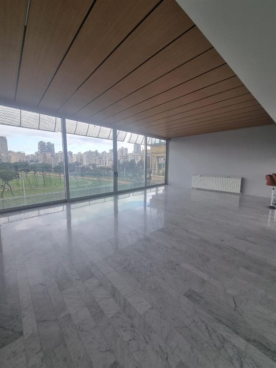 Badaro Apartment for rent 